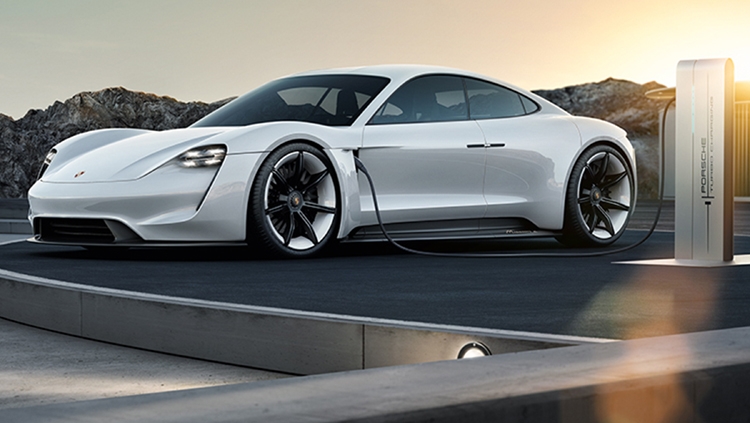 Фото - Porsche Taycan: электрокар Mission E обрёл официальное имя»