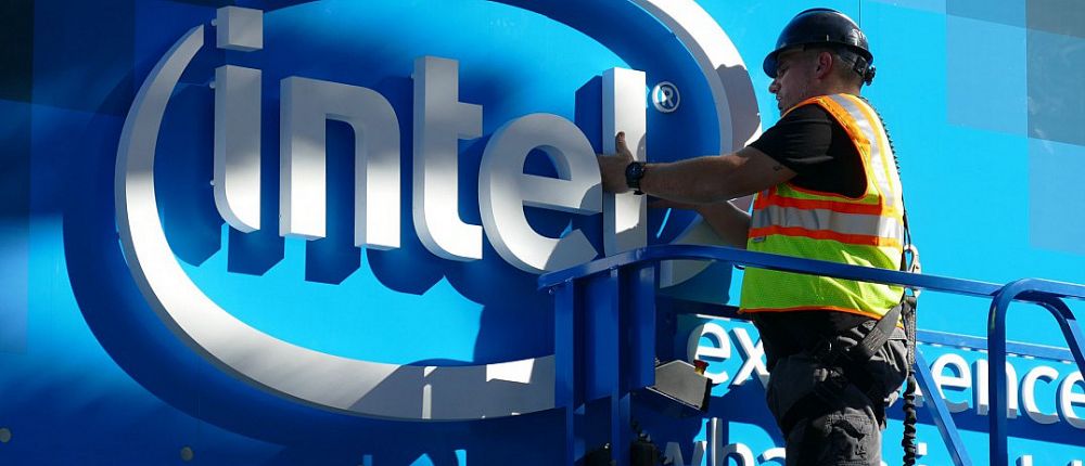 Фото - Против Intel подали 32 иска из-за уязвимостей в процессорах