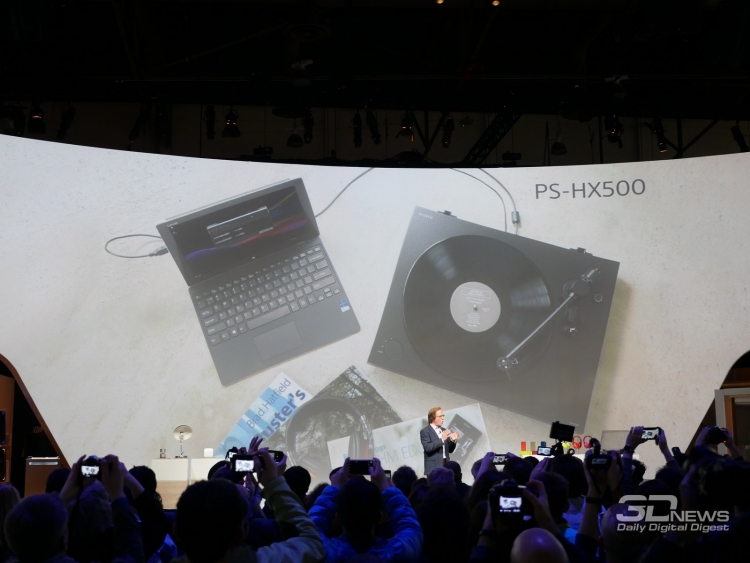 Фото - CES 2016: Sony PS-HX500 — виниловый проигрыватель с USB-портом»